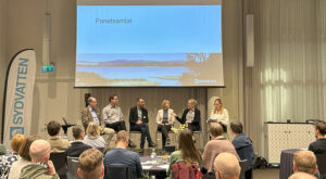 Panelsamtal under Krisvattenseminariet som Sydvatten arrangerade 4 april 2025